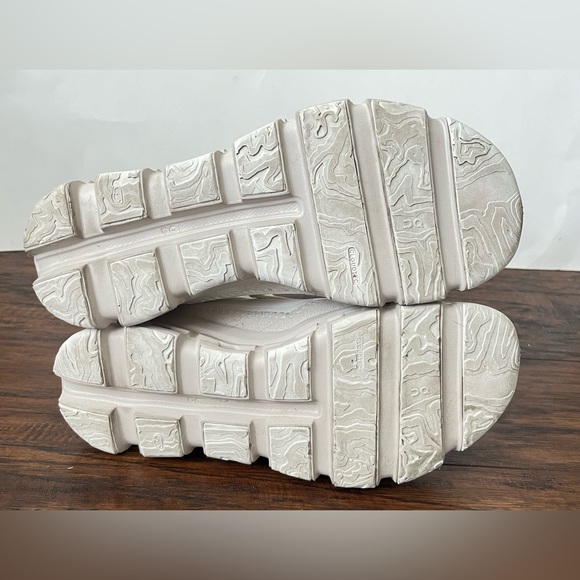 On cloud cloudaway sneakers Pearl white 9.5 - Picture 7 of 10